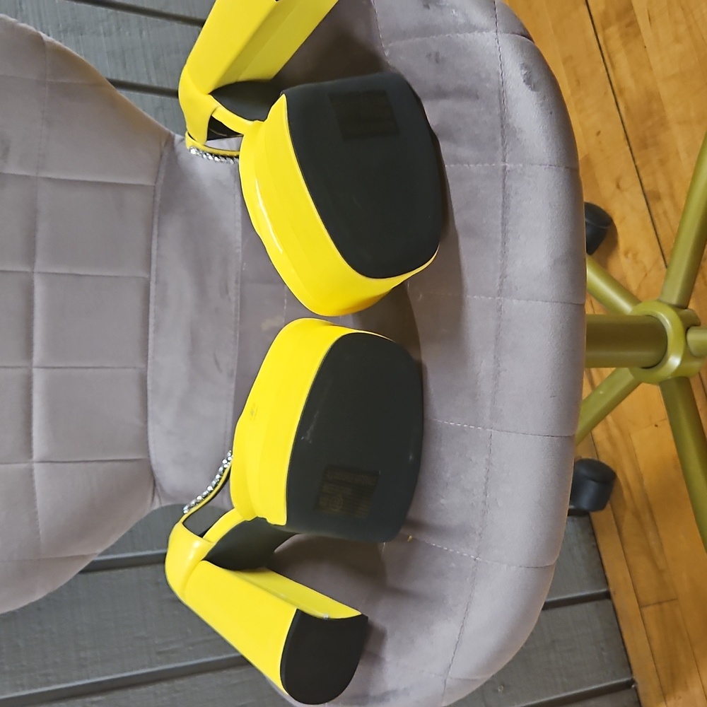 Yellow Platform Heels - Picture 4 of 4